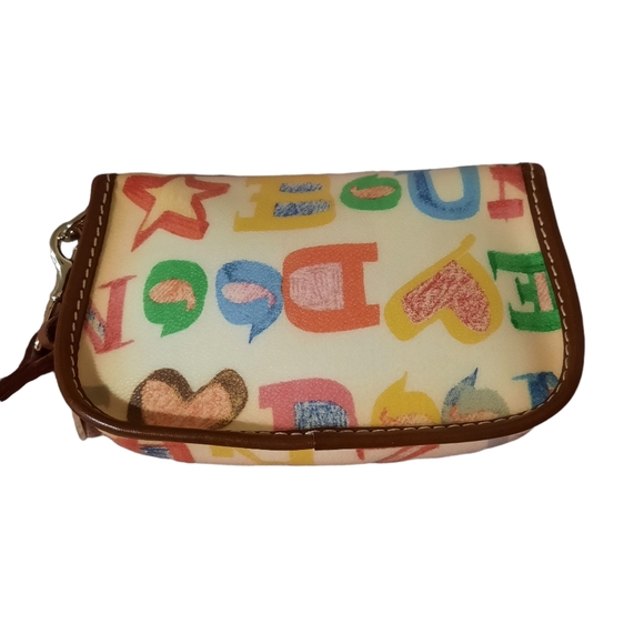 🔥🔥Dooney & Bourke Wristlet with Fun Graffiti Style Writing - Picture 6 of 9